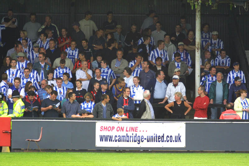 Crowd, Cambridge Game 11 August 2001