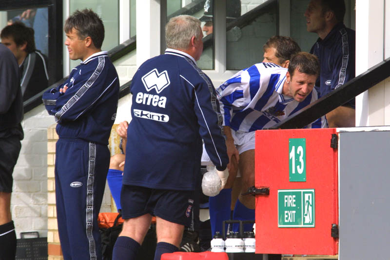 Lehmann returns in pain, Cambridge Game 11 August 2001