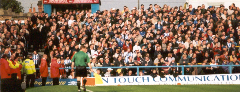 Crowd, Chesterfield 21 October 2000