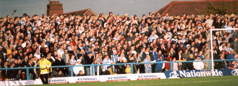 Crowd, Chesterfield 21 October 2000