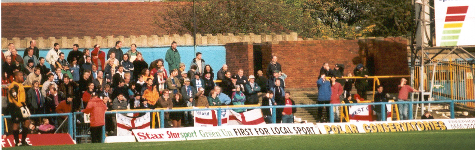 Crowd, Chesterfield 21 October 2000