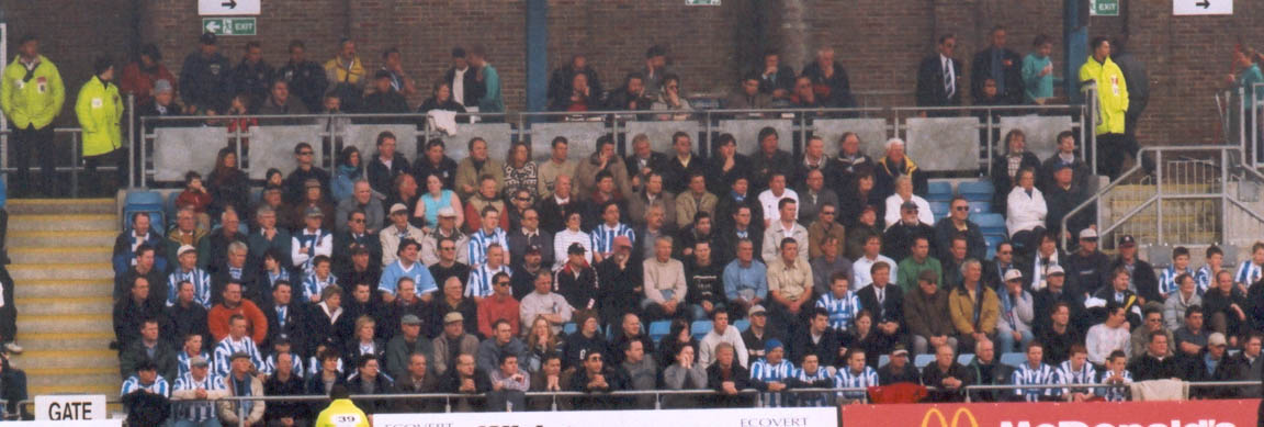 Crowd Darlington game 16 April 2001