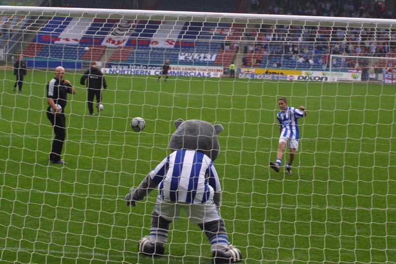  Huddersfield Game 13 October 2001