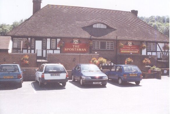 The Boys are Back in Town, The sportsman pub, Mansfield Game 07 August 1999