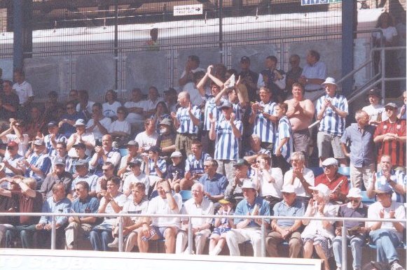 The Boys are Back in Town, Crowd, Mansfield Game 07 August 1999