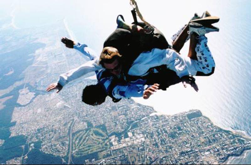  15th july 2002.
sky dive from 12000ft above Noosa on the east coast of australia