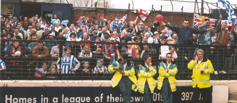 Crowd Shrewsbury game 05 may 2001